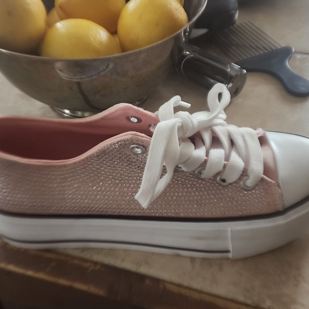 Women's Pink Sneakers